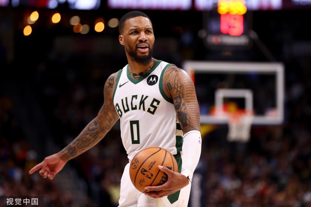 上的表现依 上的表现依